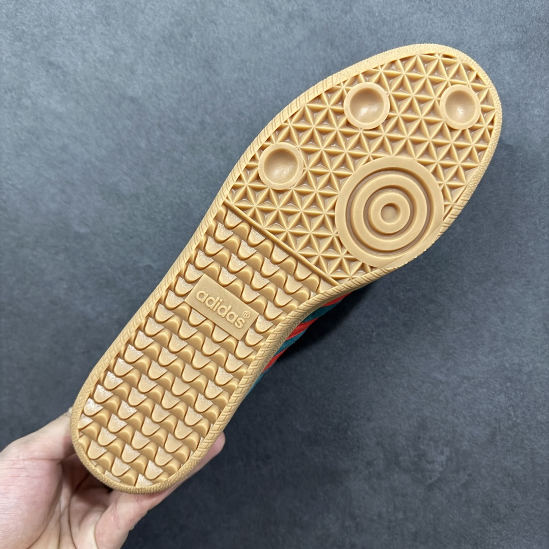 图片[9]-【公司级】Adidas三叶草SAMBA OG 休闲板鞋 性价比天花板 该鞋款鞋面采用多种材料拼接(缝/车线) Superstar系列又备受众多滑板爱好者的青睐 这款Superstar经典鞋 沿用50年来的贝壳鞋头样式 继往开来 采用皮革鞋面和浑厚全包大底设计 烫金徽标伴你在滑板上留下“流星”般绚丽的轨迹 货号： IH6829 尺码： 36 36.5 37.5 38 38.5 39 40 40.5 41 42 42.5 43 44 44.5 45 编码：YQA170180-选品中心