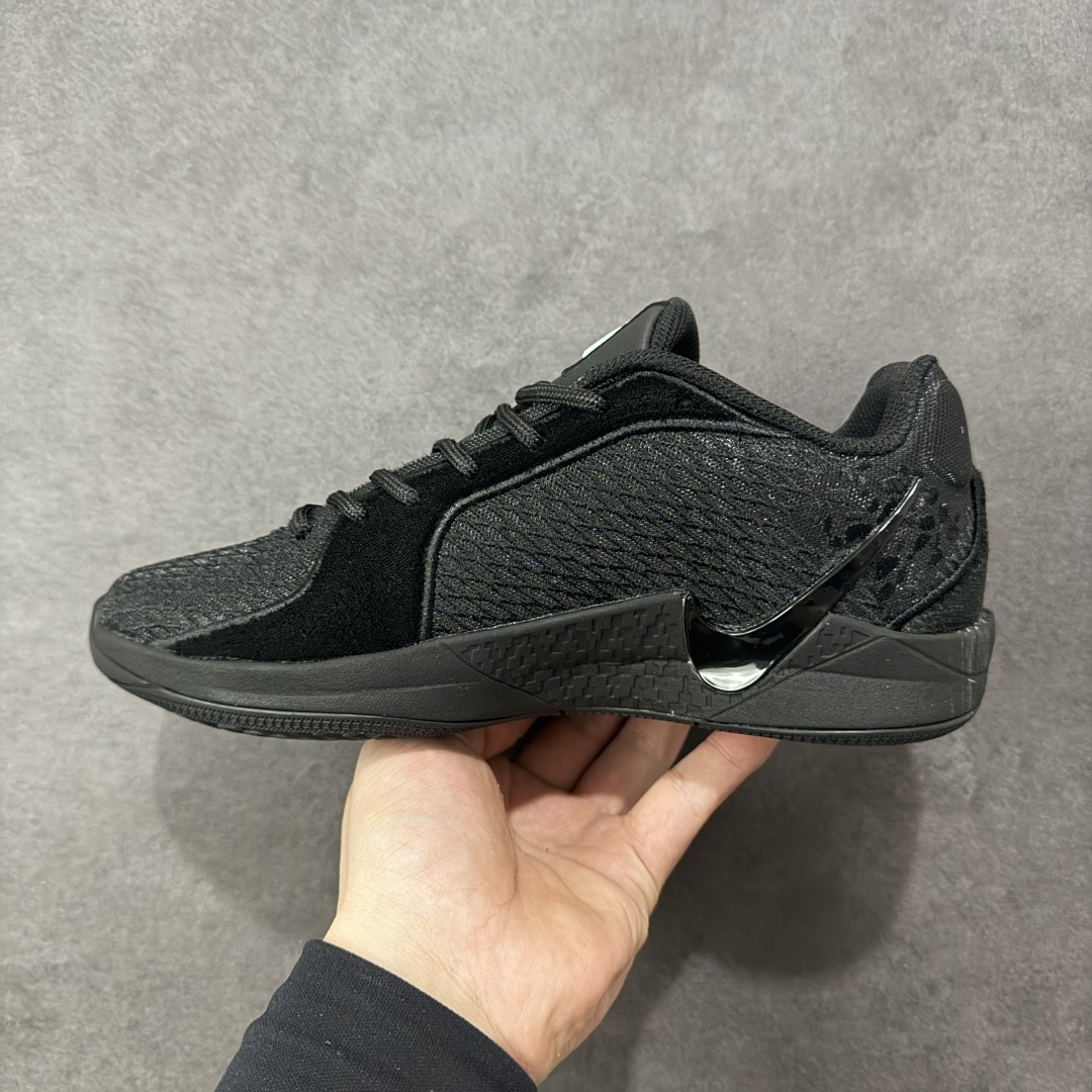 图片[2]-【公司级】Nk Sabrina 2 ”Court Vision“ 萨布丽娜·约内斯库 签名款 实战系列篮球鞋  #鞋款搭载 Cushlon 泡绵帮助保持充沛活力。Air Zoom 缓震配置缔造出众回弹效果，外底抓地设计助你展现出色比赛表现。耐穿橡胶外底，提供强劲抓地力。 货号：IB7941-001  尺码：36 37 38 39 40 40.5 41 42 42.5 43 44 44.5 45 46-选品中心