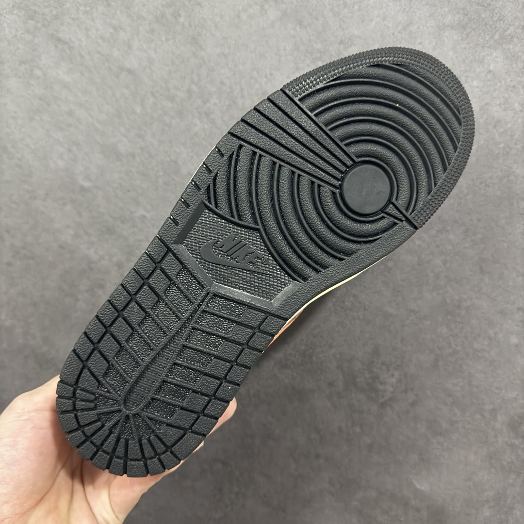 图片[9]-【DG纯原特价】Air Jordan 1 \” University Blue \” AJ1乔1高帮文化篮球鞋 DZ5485-100 全新订单出货 高端零售平台外贸专供品质 行业第一梯队大厂出品 原鞋原厂皮料开发打造 完美低趴后仰鞋头 鞋盒钢印 美金外标 原厂竖纹防尘包装纸 整体楦型完美呈现 最大限度还原公司正品 尺码：40-47.5 编码：JNB290300-选品中心