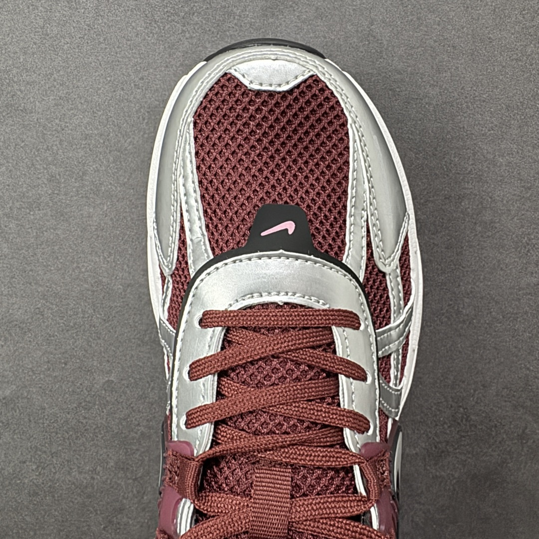 图片[8]-【公司级】耐克NIKE V2K RUN跑步鞋复古风潮 网面透气运动鞋 灰银紧致的鞋面材质提供良好的包裹性鞋侧 Swoosh以及鞋头部分搭配增添不少亮点的镀铬细节鞋垫上印有Bill Bowerman头像 将细节拉满中底饰有独特的做旧效果 最后搭载黑色外底凸显整双鞋的复古气质 货号：FD0736-601 尺码：36 36.5 37.5 38 38.5 39 40 40.5 41 42 42.5 43 44 45-选品中心