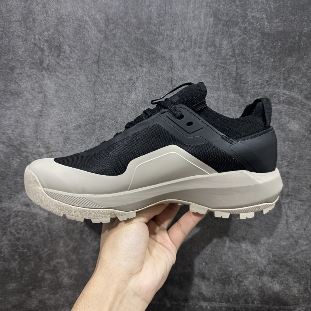 图片[2]-【公司级】Arcteryx始祖鸟 Vertex Alpine GTX M 男女情侣款低帮登山鞋 适合技术路线单日徒步穿着 aerios 鞋受到长途野外跑步鞋的启发 适合在变化的地形上进行快速轻快的徒步旅行穿着，舒适而有支撑性，鞋面更轻薄透气舒适。敏捷、稳定和技术路线上的自信源于vibram® megagrip外底、压缩eva内底以及一体的tpu 尺码：36-45-选品中心