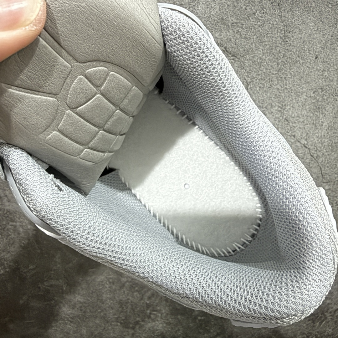 图片[9]-【顶级芯片版】Nike Air Max 90 舒适 复古 合成革减震防滑透气 低帮 休闲跑步鞋 灰色 CN8490-001 鞋舌标可扫码 海外欧州过验版 原纸版原楦头 顶级90款问市 开发数月 原版开发 多道QC质检 鞋型完美复刻 原厂级别工艺 正确色卡 正确气垫蓝光 正确大底 独家私模 采用进口头层牛皮拼接 定位高端市场 行业标杆工艺 尺码：40 40.5 41 42 42.5 43 44 44.5 45 46-选品中心