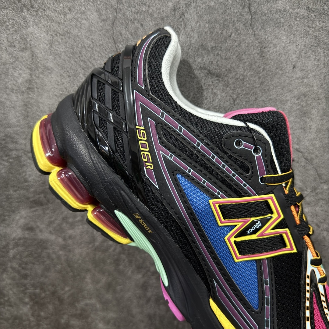 图片[7]-【GS纯原】新百伦 New Balance M1906系列 复古运动鞋单品宝藏老爹鞋 M1906RCP 高端品质 超高清洁度 市场唯一防伪蓝光跳码鞋标💪🏻 作为NB最经典的档案鞋型之一，与2002一样，1906有着NB最成熟的技术加持和复古款式，而本次推出的版本参照2002r的定位，相信会在性价两端做出权衡。单从造型上来看，依旧是vibe风格，味道很正，细节也很酷，这双1906r无疑必能打入复古跑鞋爱好者的年度鞋款名录。 尺码：36-45半-选品中心