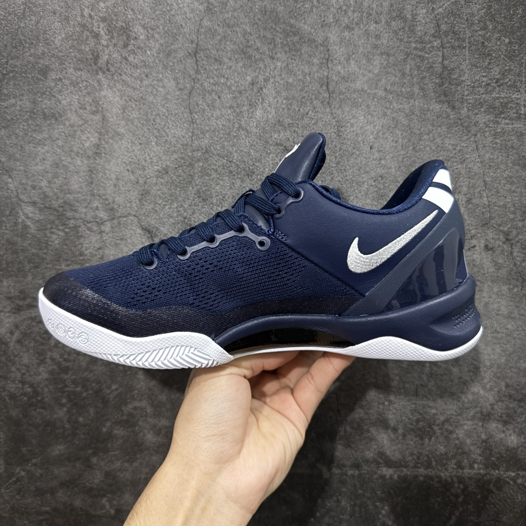 图片[2]-【CK纯原版】Nike Zoom Kobe Ⅷ System 科比8代低帮实战篮球鞋 鞋垫升级配备超厚PHYLON中底 前后掌部位搭载Zoom气垫单元 塑料碳纤维支撑中板 KOBE VII体系的速度模块配备了 PHYLON 中底和在前后掌部位的 Zoom气垫单元，提供快速响应的缓冲。同时，采用低帮弹力鞋口设计，使鞋子能够紧贴脚踝提供更好的支撑。速度模块采用贴合脚面的舒适包裹设计，摒弃传统的鞋舌和鞋内套，使球鞋更加轻质。 货号：HF9550-400 尺码：39-47.5-选品中心