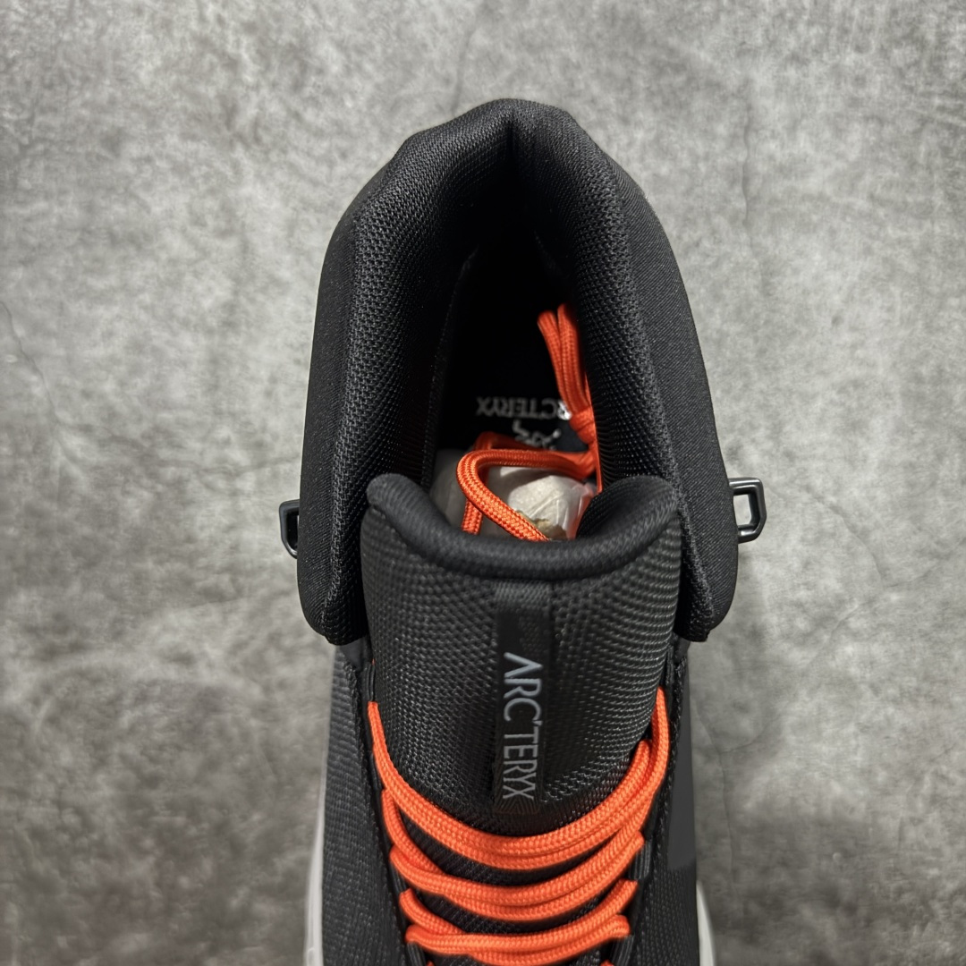 图片[8]-【公司级】始祖鸟ArcTeryx Kopec GTX M Mid 覆盖透气男越野跑鞋 中帮 正确后跟刺绣 完美细节版型 官方同步上架 适合技术路线单日徒步穿着 aeriosflgtx鞋受到长途野外跑步鞋的启发 适合在变化的地形上进行快速轻快的徒步旅行穿着，舒适而有支撑性，使您充满信心。该设计与脚部融为一体，可最大限度地减少摩擦，gore-tex保护膜网砂，采用gore隐形适体(invisiblefit)技术，更轻薄舒适。敏捷、稳定和技术路线上的自信源于vibram® megagrip外底、压缩eva内底以及一体的tpu。重量约：275g技术特点透气轻量耐磨鞋子鞋外底结构vibram®megagripM橡胶化合材料耐用柔软鞋子结构tpu鞋头可防磨损压缩eva泡沫内底以及一体的tpu铁芯提高了灵活性和稳定性，使您充满信心鞋子衬垫结构4mm厚ortholiteM3d模制插片材料gore-tex薄膜tpu高耐磨保护膜cordura® MX 尺码：39-45 编码： ABC370380-选品中心