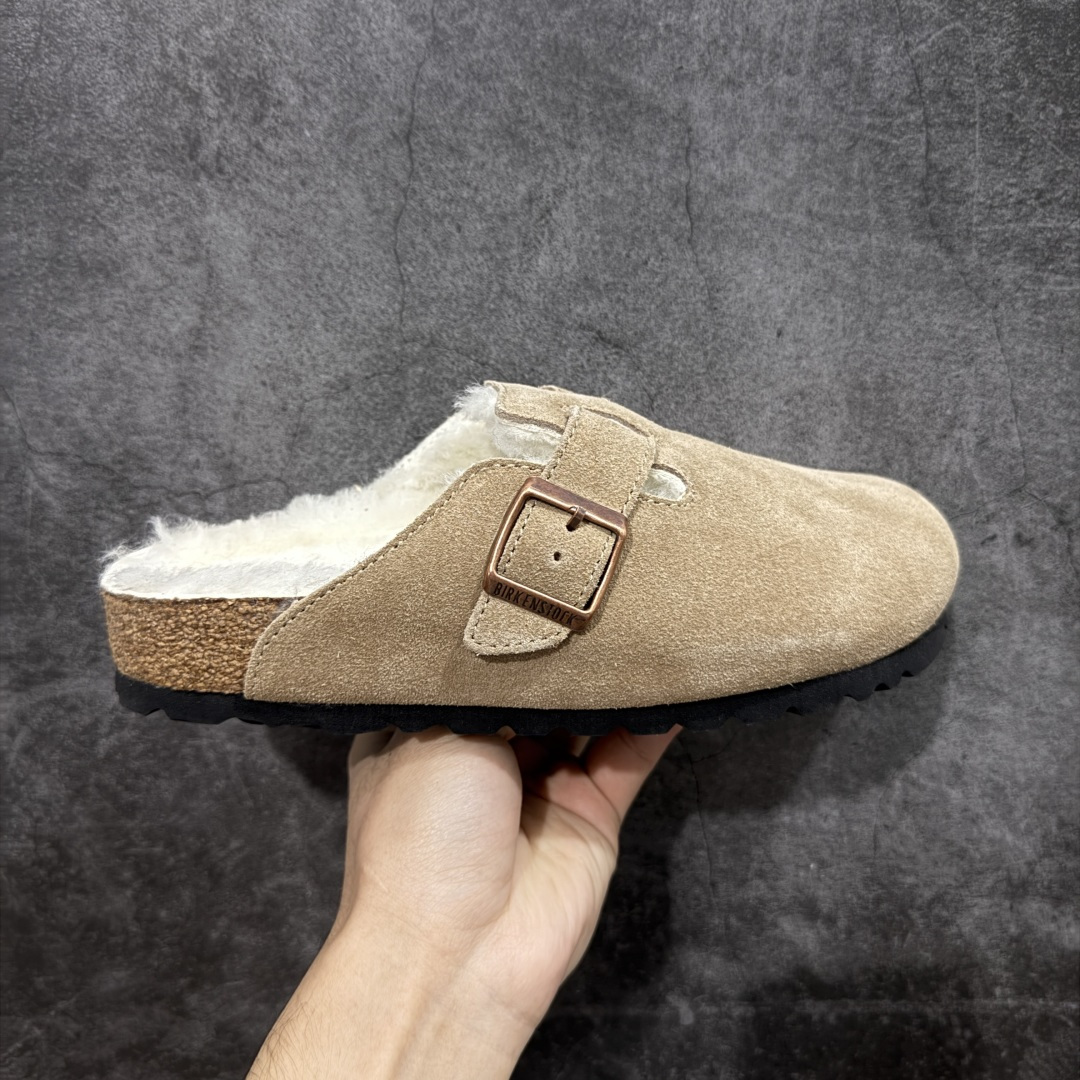 【纯原H版】Birkenstock\\t 勃肯/博肯软木软底全包 半拖 羊毛一体拖鞋 十年ZP代工厂老师傅工艺 纯手工打造原汁原味博肯 市场最强版 没有之一 鞋面设计：选用陸丰A级进口羊皮毛，质地细腻，手感丰满；尺寸间障均匀，柔软，深度保暖；吸湿，进气，排汗 鞋子内里：化质澳洲羔羊皮分子结构可将水蒸气吸进多孔构体中，吸湿性好，透气性极住，保持脚底干爽 鞋底设计：型模EVA极富弹性，加持胎面设计，升级版独家私模，柔软回弹性好，耐折耐磨，防滑防踢 尺码： 35 36 37 38 39 40 41 42 43 44 45-选品中心
