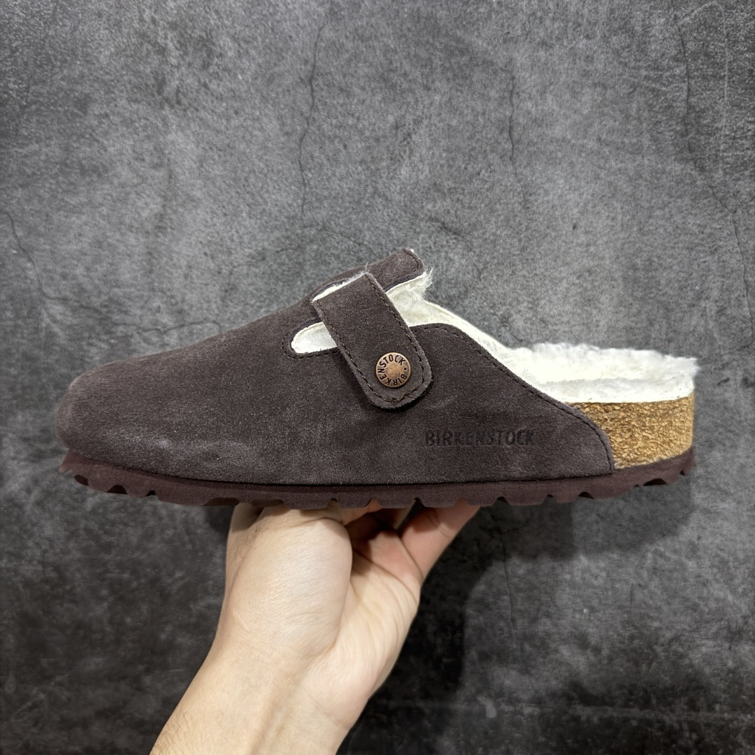 图片[2]-【纯原H版】Birkenstock\\t 勃肯/博肯软木软底全包 半拖 羊毛一体拖鞋 十年ZP代工厂老师傅工艺 纯手工打造原汁原味博肯 市场最强版 没有之一 鞋面设计：选用陸丰A级进口羊皮毛，质地细腻，手感丰满；尺寸间障均匀，柔软，深度保暖；吸湿，进气，排汗 鞋子内里：化质澳洲羔羊皮分子结构可将水蒸气吸进多孔构体中，吸湿性好，透气性极住，保持脚底干爽 鞋底设计：型模EVA极富弹性，加持胎面设计，升级版独家私模，柔软回弹性好，耐折耐磨，防滑防踢 尺码： 35 36 37 38 39 40 41 42 43 44 45-选品中心