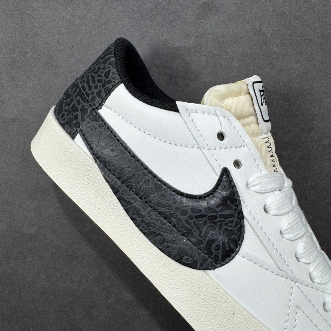 图片[6]-【公司级】Nike Blazer low 77 JUMBO 马年限定开括者大勾低帮休闲板鞋 鞋领采用弹性织物材质打造，方便穿脱的同时，带来舒适的穿着体验。鞋侧巨型大勾，让整双鞋极具复古质感。鞋底采用锯齿状设计，增强抓地力和耐久度 货号：DN2158-102 尺码：36-45-选品中心