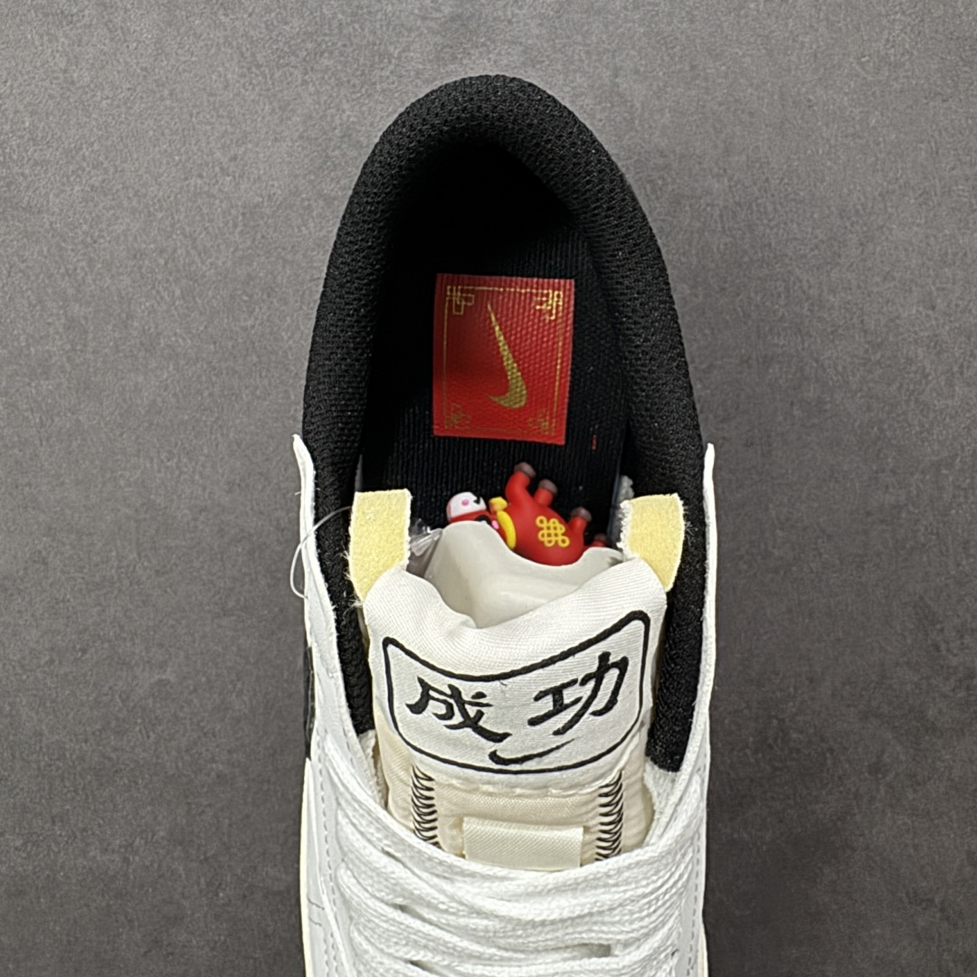 图片[7]-【公司级】Nike Blazer low 77 JUMBO 马年限定开括者大勾低帮休闲板鞋 鞋领采用弹性织物材质打造，方便穿脱的同时，带来舒适的穿着体验。鞋侧巨型大勾，让整双鞋极具复古质感。鞋底采用锯齿状设计，增强抓地力和耐久度 货号：DN2158-102 尺码：36-45-选品中心
