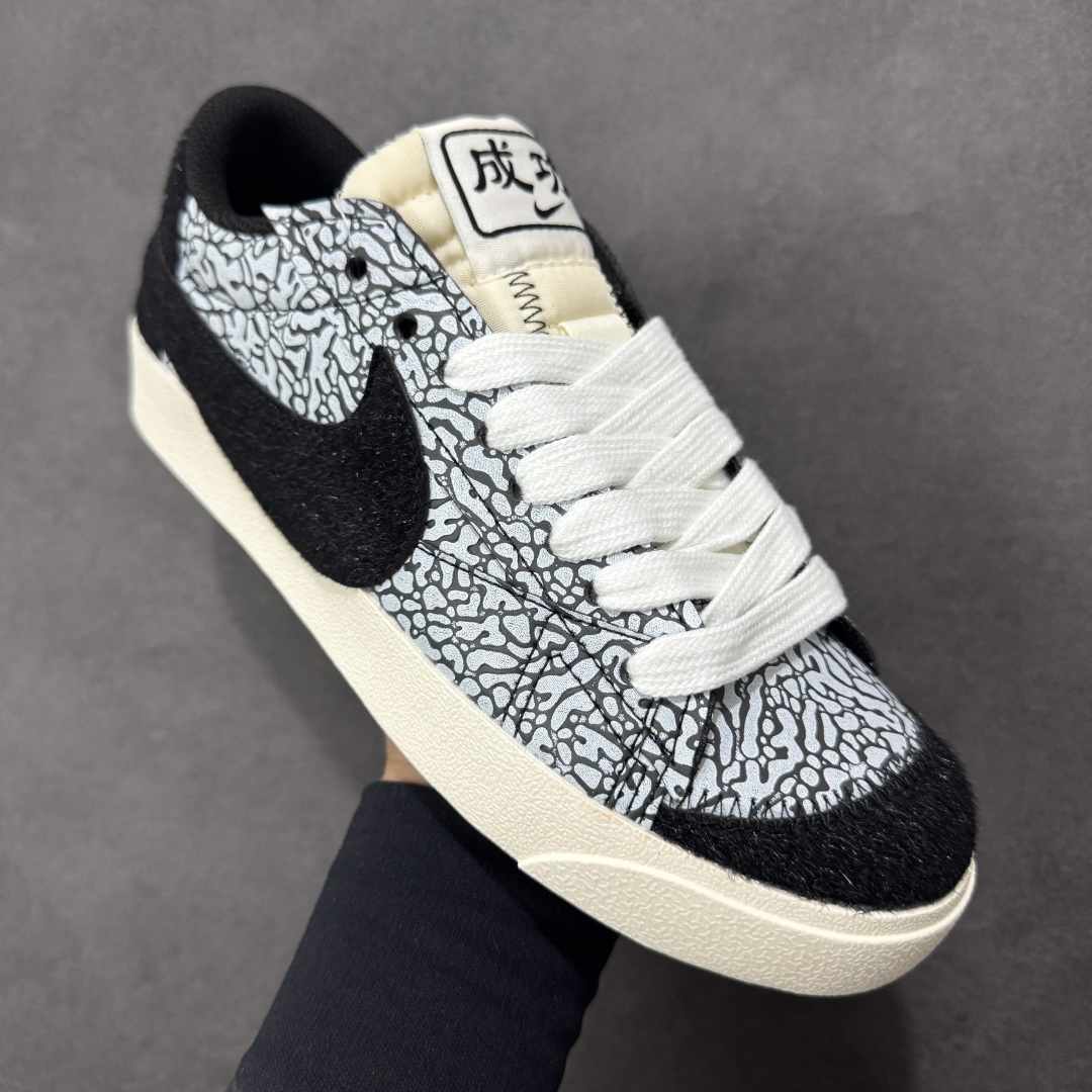 图片[3]-【公司级】Nike Blazer low 77 JUMBO 马年限定开括者大勾低帮休闲板鞋 鞋领采用弹性织物材质打造，方便穿脱的同时，带来舒适的穿着体验。鞋侧巨型大勾，让整双鞋极具复古质感。鞋底采用锯齿状设计，增强抓地力和耐久度 货号：DN2158-104 尺码：36-45-选品中心