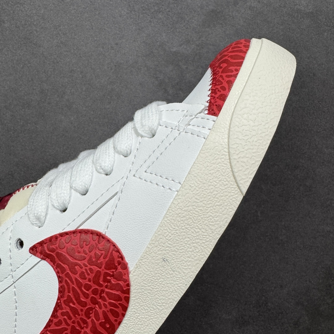 图片[5]-【公司级】Nike Blazer low 77 JUMBO 马年限定开括者大勾低帮休闲板鞋 鞋领采用弹性织物材质打造，方便穿脱的同时，带来舒适的穿着体验。鞋侧巨型大勾，让整双鞋极具复古质感。鞋底采用锯齿状设计，增强抓地力和耐久度 货号：DN2158-103 尺码：36-45-选品中心