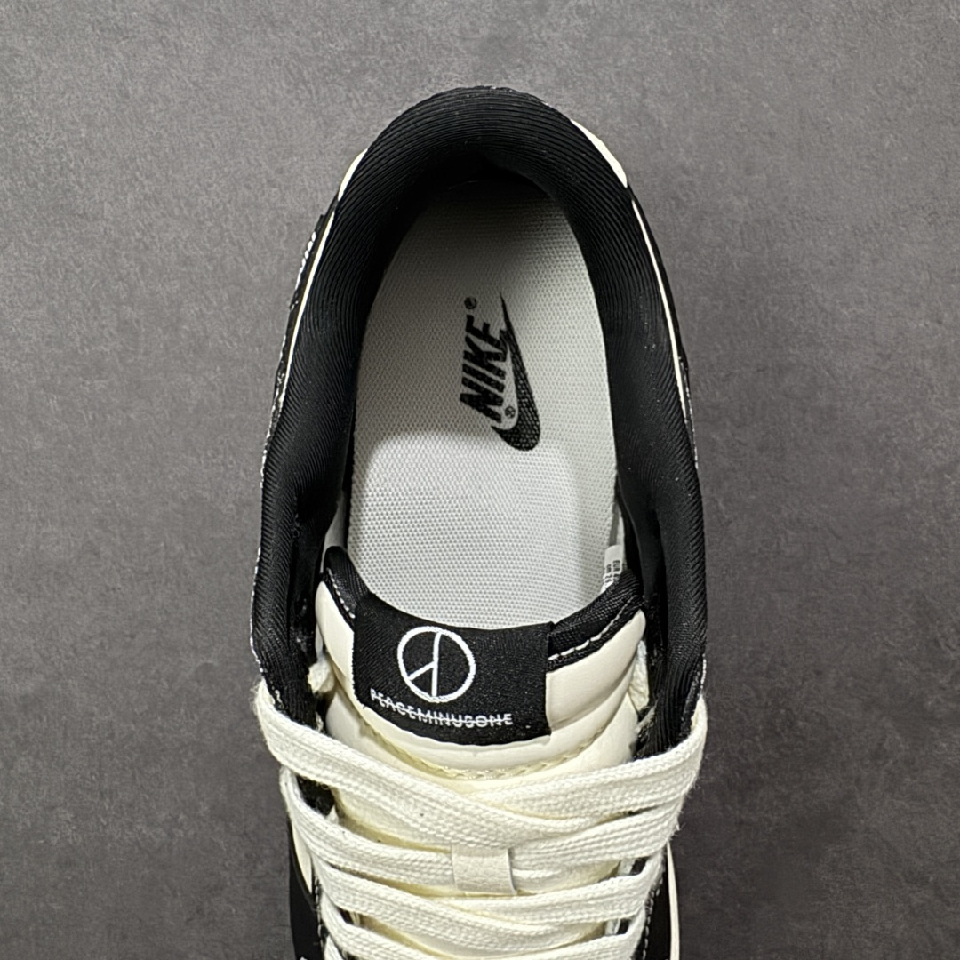 图片[7]-【定制版】Nike SB Dunk Low 小雏菊联名 白黑雏菊刺绣 高端定制 低帮休闲板鞋 #定制鞋盒 大厂纯原品质出货 超高清洁度 皮料切割干净无任何毛边 细节完美 货号：XD1588-245 尺码：36 36.5 37.5 38 38.5 39 40 40.5 41 42 42.5 43 44 44.5 45-选品中心