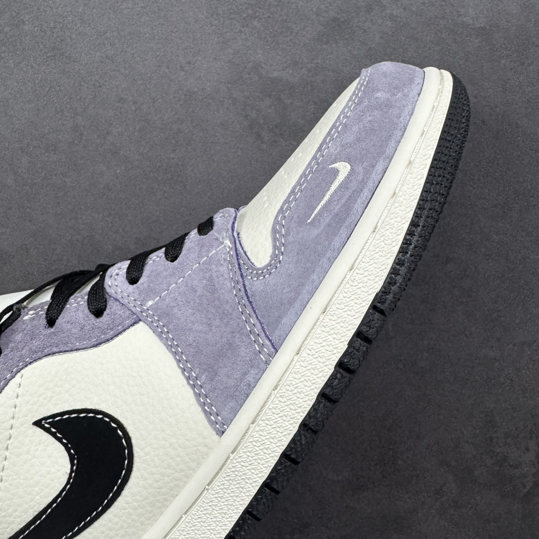 图片[5]-【定制版】Nike Jordan Air Jordan 1“ Supreme联名——米灰黑猪八革” 高端定制 低帮 复古 减震 防滑 耐磨 篮球鞋 定制鞋盒 大厂纯原品质出货 超高清洁度 皮料切割干净无任何毛边 细节完美 货号：QL1988-003 尺码： 36 36.5 37.5 38 38.5 39 40 40.5 41 42 42.5 43 44 44.5 45-选品中心