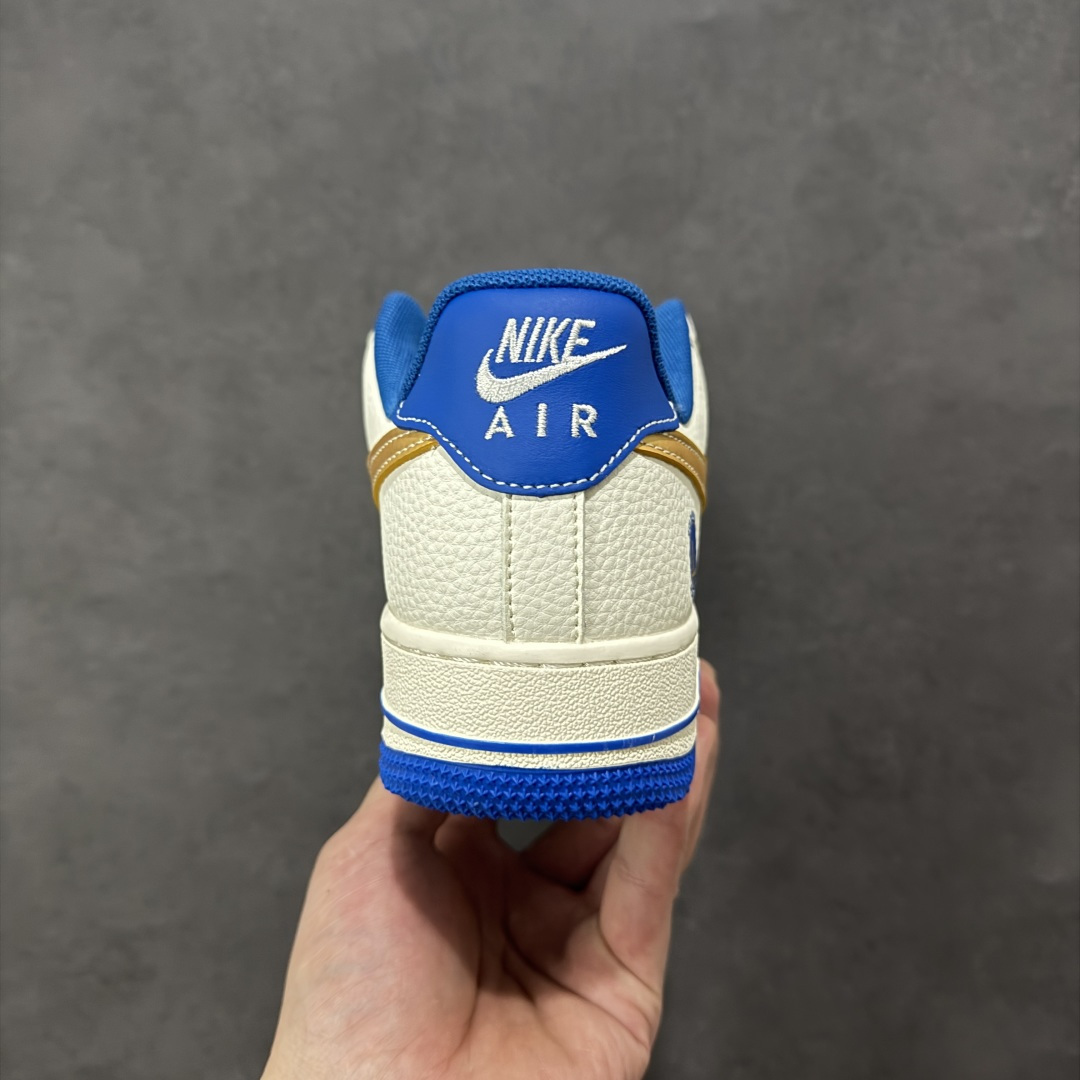 图片[4]-【定制版】Nike Air Force 1\’07 Low 联名 勇士米金勾 空军低帮休闲板鞋  #原楦头原纸板 原装鞋盒 定制五金配件 内置全掌气垫 原厂鞋底 货号：QW5606-270  尺码：36 36.5 37.5 38 38.5 39 40 40.5 41 42 42.5 43 44 44.5 45-选品中心