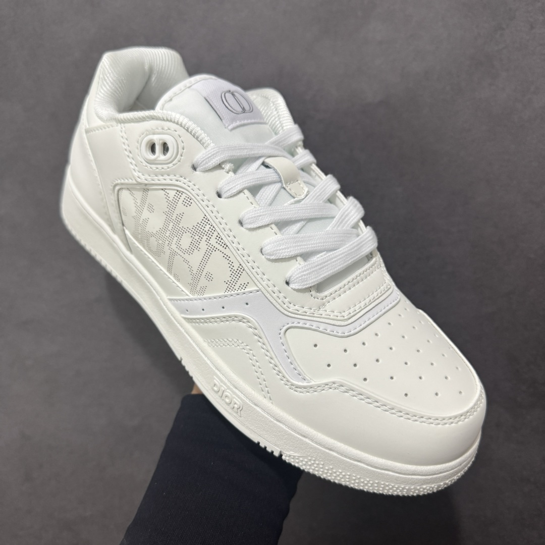 图片[3]-【YH版本】DIOR B27 Low \’Dior Oblique Galaxy 迪奥 低帮 黑色 牛皮织物徽标印花低邦休闲板鞋 这款B27低帮运动鞋是该系列新品，延续Dior的经典款式。采用灰色光滑牛皮革精心制作，侧面饰以米色和黑色Obliquex印花镶片；\”CD Lcons\”造型的鞋带孔眼巧妙精致，双色橡胶鞋底、后侧鞋口和鞋跟处均带有品牌标志性细节，提升格调。时尚百搭，可为各式造型增光添彩。 货号：3SN272ZIR16536 尺码：38 39 40 41 42 43 44 45 46 编码：XSB270280-选品中心