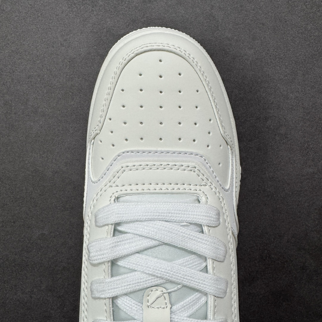 图片[8]-【YH版本】DIOR B27 Low \’Dior Oblique Galaxy 迪奥 低帮 黑色 牛皮织物徽标印花低邦休闲板鞋 这款B27低帮运动鞋是该系列新品，延续Dior的经典款式。采用灰色光滑牛皮革精心制作，侧面饰以米色和黑色Obliquex印花镶片；\”CD Lcons\”造型的鞋带孔眼巧妙精致，双色橡胶鞋底、后侧鞋口和鞋跟处均带有品牌标志性细节，提升格调。时尚百搭，可为各式造型增光添彩。 货号：3SN272ZIR16536 尺码：38 39 40 41 42 43 44 45 46 编码：XSB270280-选品中心