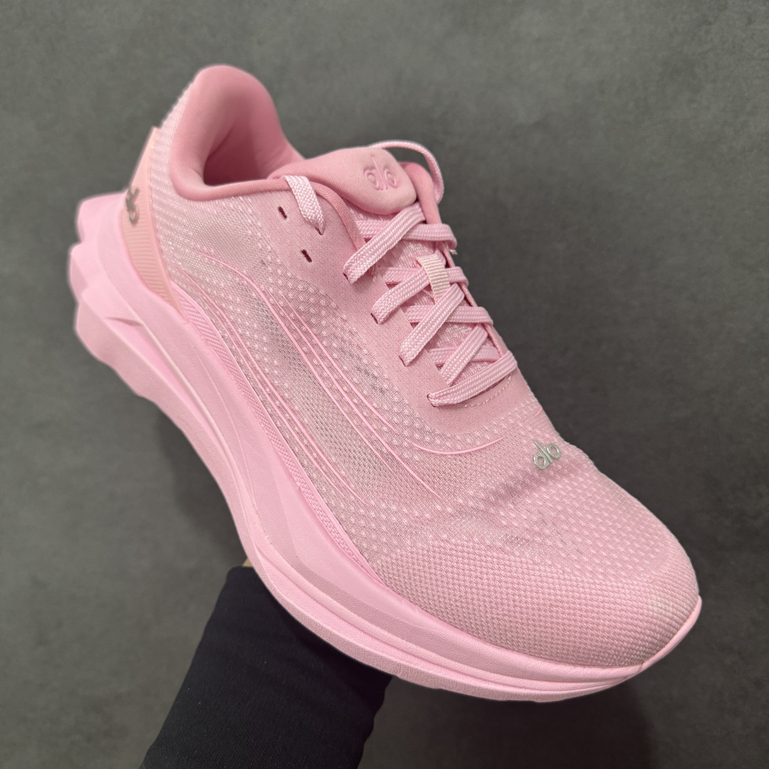 图片[3]-【纯原特价】Alo Yoga Alo Runner 舒适百搭 网布减震透气支撑耐磨低帮 休闲城市通勤训练跑步鞋 货号： A0590U 尺码： 36-45-选品中心