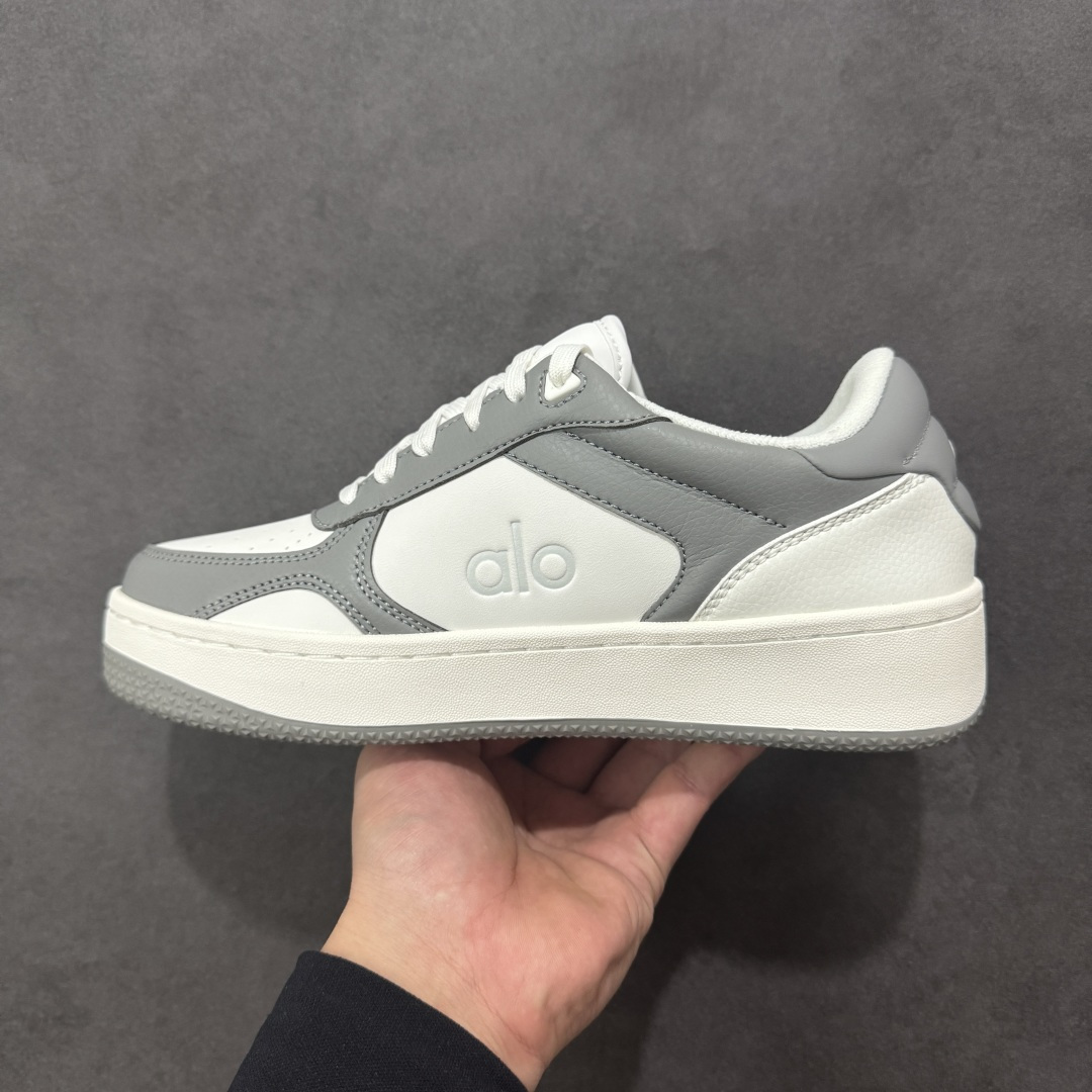 图片[2]-【纯原特价】Alo Yoga Recovery Mode 人气单品 舒适简约防滑耐磨低帮休闲板鞋  #Alo Yoga于2007年创立于洛杉矶，意在传播有意识的运动，同时激发人们的健康意识与创造力。品牌的核心理念在于制作能够带来完美体验的瑜伽服饰与功能性单品，让有意识的运动融入并改变生活。 尺码：36-45-选品中心