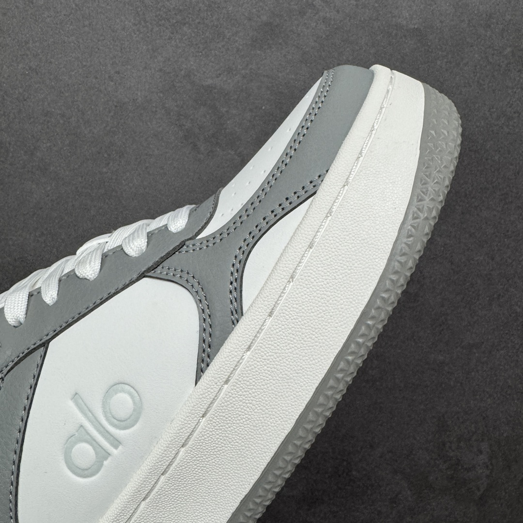 图片[5]-【纯原特价】Alo Yoga Recovery Mode 人气单品 舒适简约防滑耐磨低帮休闲板鞋  #Alo Yoga于2007年创立于洛杉矶，意在传播有意识的运动，同时激发人们的健康意识与创造力。品牌的核心理念在于制作能够带来完美体验的瑜伽服饰与功能性单品，让有意识的运动融入并改变生活。 尺码：36-45-选品中心