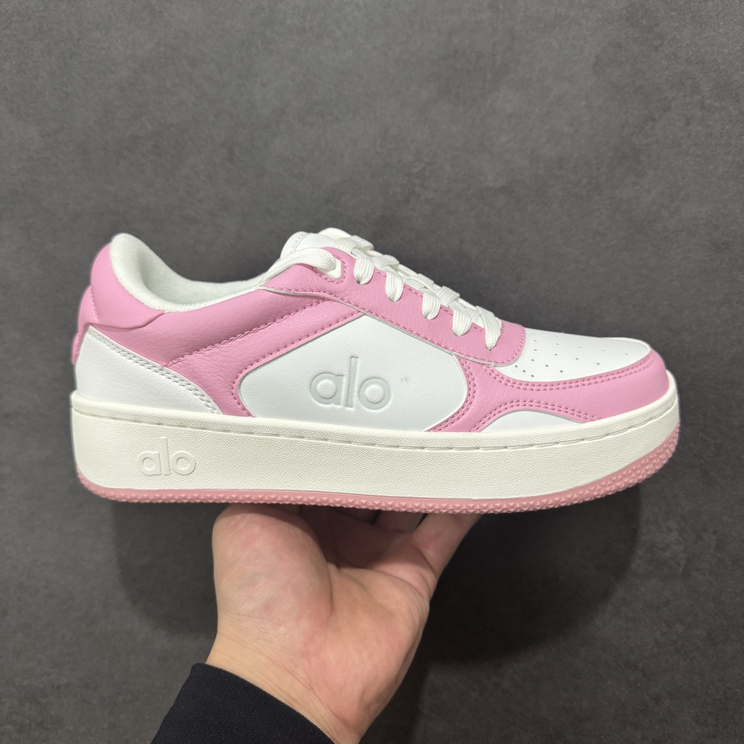 【纯原特价】Alo Yoga Recovery Mode 人气单品 舒适简约防滑耐磨低帮休闲板鞋  #Alo Yoga于2007年创立于洛杉矶，意在传播有意识的运动，同时激发人们的健康意识与创造力。品牌的核心理念在于制作能够带来完美体验的瑜伽服饰与功能性单品，让有意识的运动融入并改变生活。 尺码：36-45-选品中心