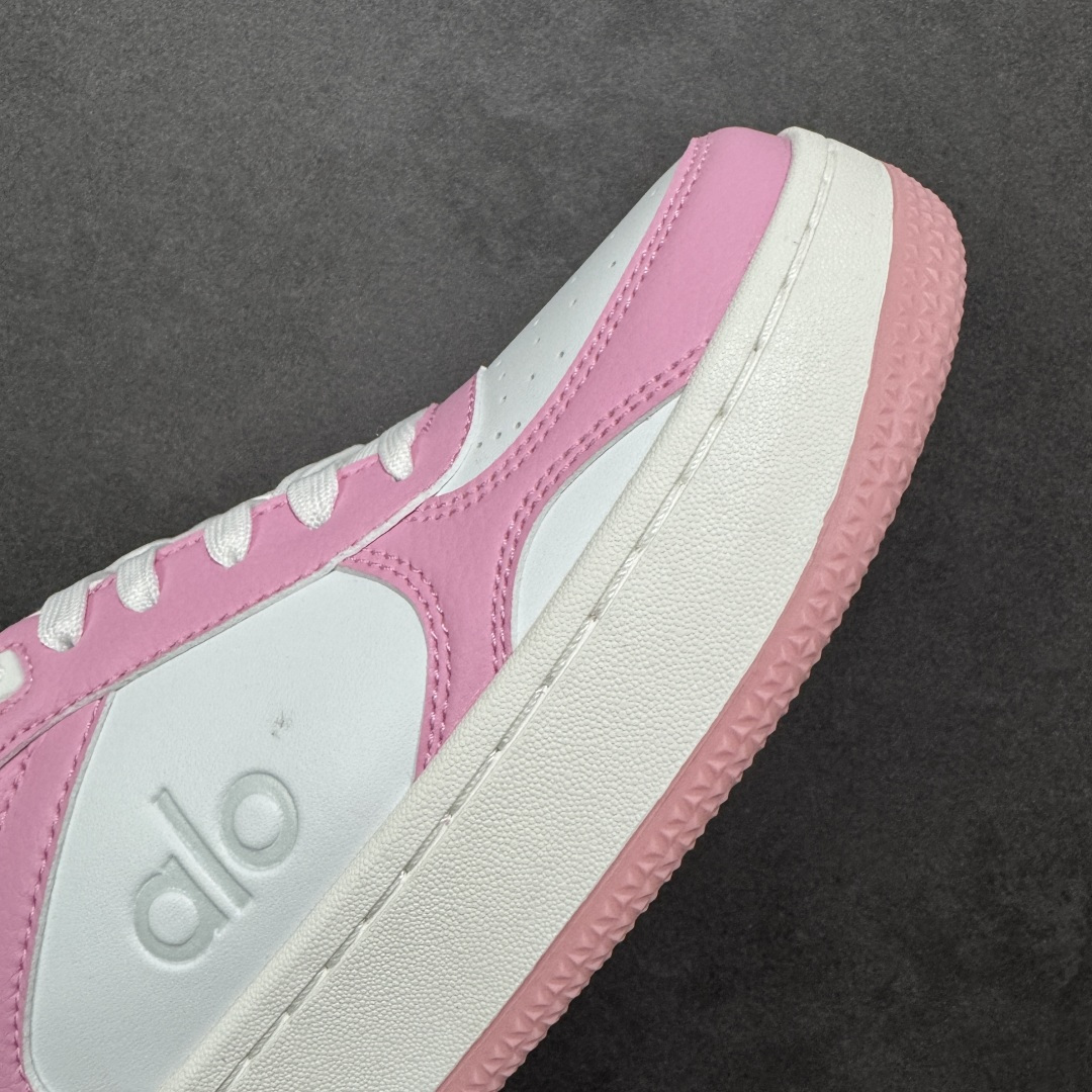 图片[5]-【纯原特价】Alo Yoga Recovery Mode 人气单品 舒适简约防滑耐磨低帮休闲板鞋  #Alo Yoga于2007年创立于洛杉矶，意在传播有意识的运动，同时激发人们的健康意识与创造力。品牌的核心理念在于制作能够带来完美体验的瑜伽服饰与功能性单品，让有意识的运动融入并改变生活。 尺码：36-45-选品中心