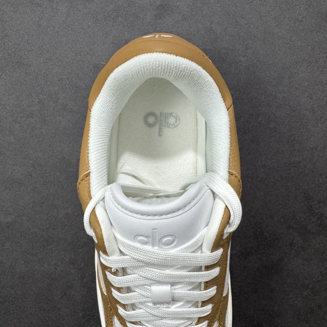 图片[7]-【纯原特价】Alo Yoga Recovery Mode 人气单品 舒适简约防滑耐磨低帮休闲板鞋  #Alo Yoga于2007年创立于洛杉矶，意在传播有意识的运动，同时激发人们的健康意识与创造力。品牌的核心理念在于制作能够带来完美体验的瑜伽服饰与功能性单品，让有意识的运动融入并改变生活。 尺码：36-45-选品中心