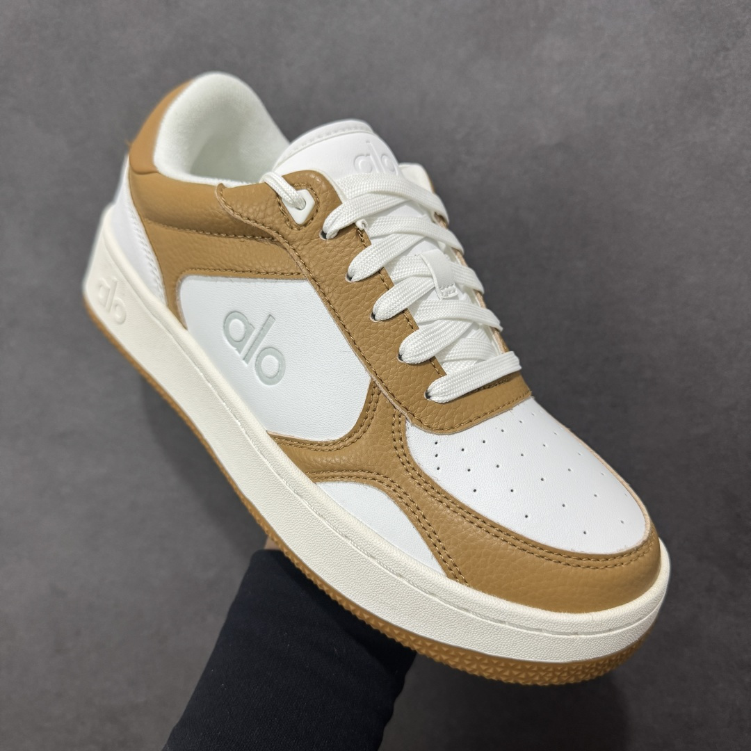 图片[3]-【纯原特价】Alo Yoga Recovery Mode 人气单品 舒适简约防滑耐磨低帮休闲板鞋  #Alo Yoga于2007年创立于洛杉矶，意在传播有意识的运动，同时激发人们的健康意识与创造力。品牌的核心理念在于制作能够带来完美体验的瑜伽服饰与功能性单品，让有意识的运动融入并改变生活。 尺码：36-45-选品中心