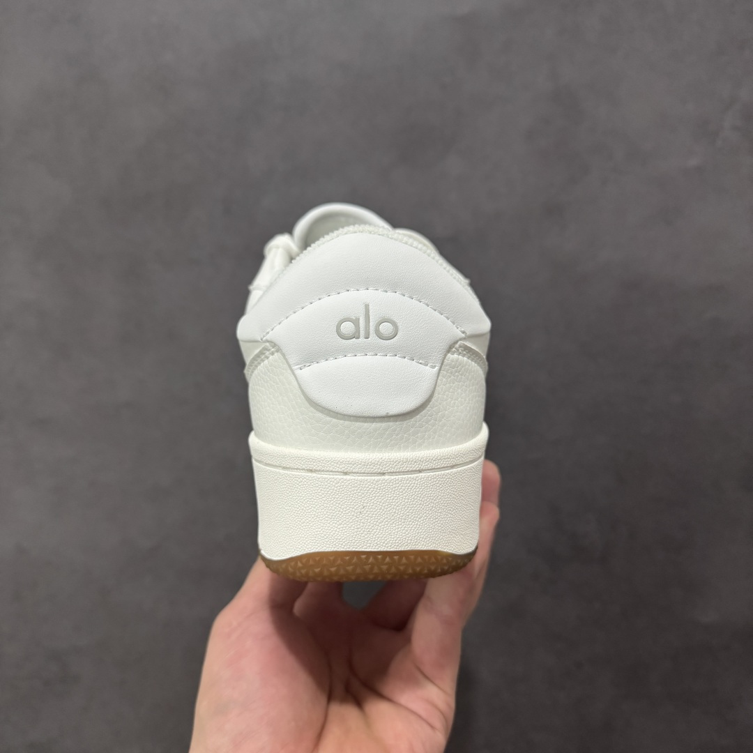 图片[4]-【纯原特价】Alo Yoga Recovery Mode 人气单品 舒适简约防滑耐磨低帮休闲板鞋  #Alo Yoga于2007年创立于洛杉矶，意在传播有意识的运动，同时激发人们的健康意识与创造力。品牌的核心理念在于制作能够带来完美体验的瑜伽服饰与功能性单品，让有意识的运动融入并改变生活。 尺码：36-45-选品中心