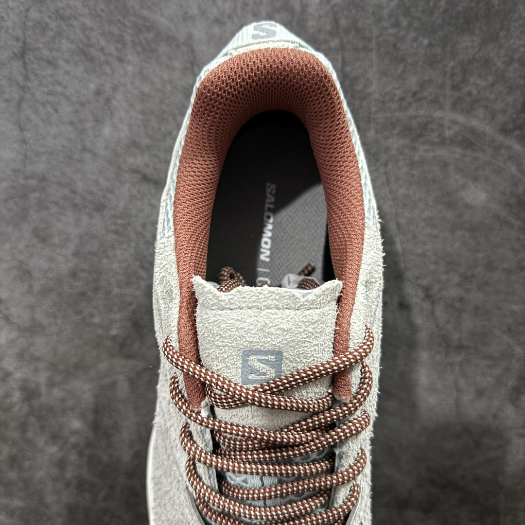 图片[8]-【W1版本】SALOMON萨洛蒙 X-ALP SUEDE 舒适百搭减震包裹性透气 低帮跑步鞋 男女同款 浅灰色 477251 原版购入开发 做货 原版进口牛皮+透气网面 进口透气网里 原版开模防滑橡胶大底 中底搭载全掌玻璃纤维能量板和超厚弹性泡沫中底，跑动时推进力十足，缓震回馈很强，日常通勤或训练都很稳 鞋身长毛牛猄皮面设计，内层材质透气网面 穿着舒适度好 尺码： 36 36.5 37.5 38 38.5 39 40 440.5 41 42 42.5 43 44 44.5 45-选品中心