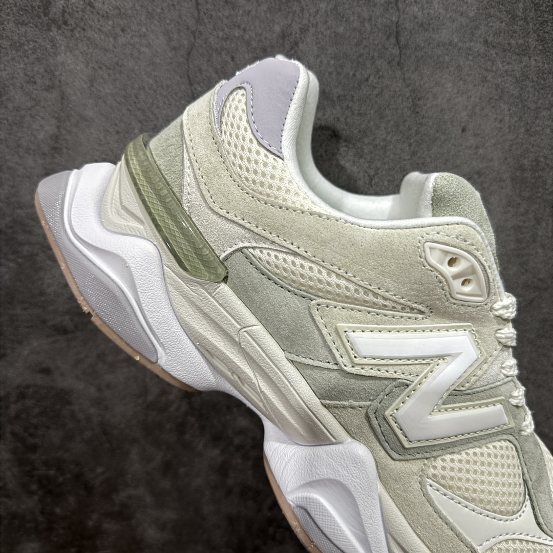 图片[7]-【公司级】 New Balance NB9060 联名款 复古休闲运动慢跑鞋 灰绿色 U9060AUC 全套原楦原纸板原厂数据开发 进口三明治网面 原装进口翻毛皮料正确绒感卡色 正确中底拉帮中底网布细节 原厂标裁 带紫光防伪 定制后跟透明水晶模块 冲裁组合 大底贴合程度胶水上色把控完美 整洁度挑战全网艺术家 多道序QC把关品质完善 匠心打造 耗时两个月开发完成 工艺极其复杂难度可想而知 新开独立私模大底 全网唯一正确六层组合大底 高端零售专供产物 尺码：36 37 37.5 38 38.5 39 40 40.5 41 42 42.5 43 44 45 46.5-选品中心