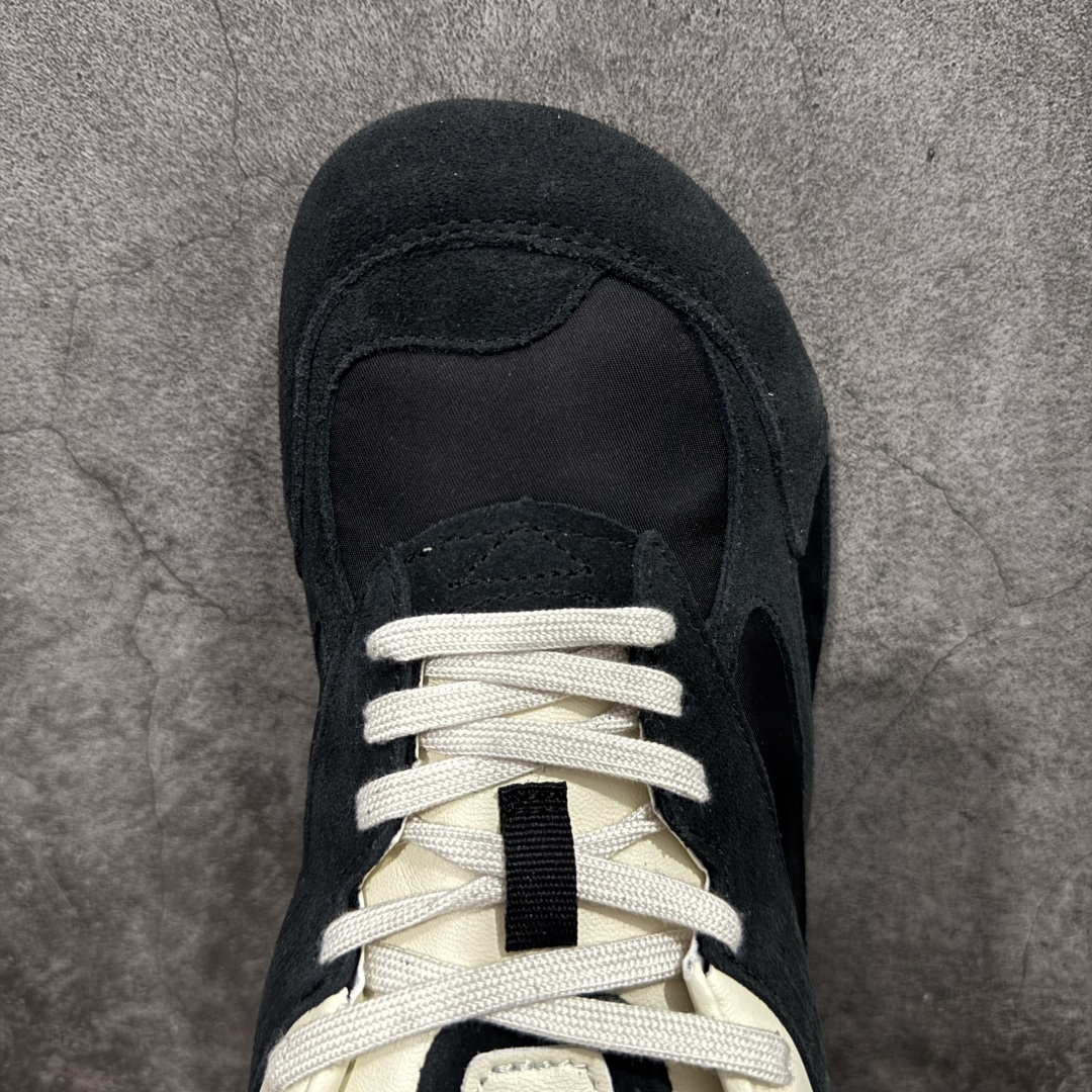 图片[5]-【纯原S版】BOTTEGA VENETA Orbit Runner BV葆蝶家时尚休闲王一博同款老爹鞋运动鞋 原版开发 一比一打造 相似度百分之99以上 市场一梯队级别品质 区别市场任何标文顶级品质版本 采用轻质科技网布面料 搭配几何图案设计橡胶外底 王炸系列 高版本 认准套包工艺 实际增高很多哦 还是一样显腿细非常nice 耐玩耐造 对标对版 套包鞋工艺 认准高版本 大底选用拼色TPU大底 配置原版包装 尺码：36 37 38 39 40 41 42 43 44 45 46 47-选品中心