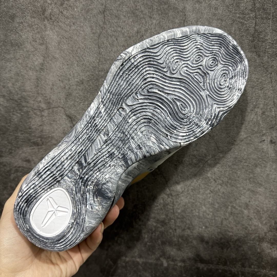 图片[9]-【灭世纯原】Nike Kobe 9 Stitches Low 科比9代 实战篮球鞋  #原楦打造灵动版型 鞋头腰身后跟 360°无死角 原厂工艺3层立体编织flyknit鞋面 厚度同步ZP吊打市场“纯原”  #原厂碳板加持 过验级拉帮细节 内置全新复刻版中底鞋垫 REACT缓震 密度增加抗衰减 货号：FZ7333-002  尺码：39 40 40.5 41 42 42.5 43 44 44.5 45 46 47.5-选品中心