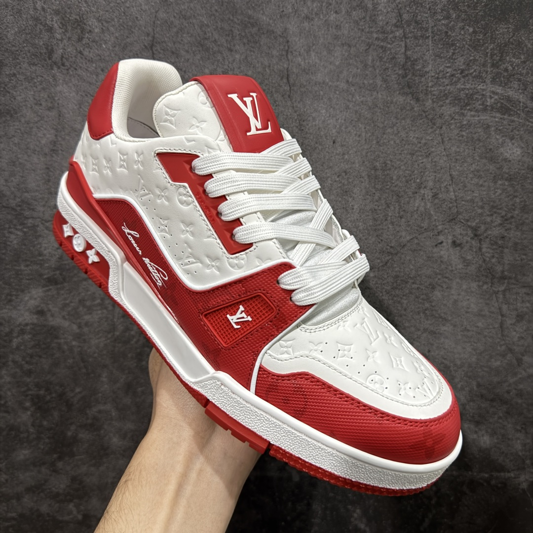 图片[3]-【天花板/Goat版】 市场最强版 没有之一的存在💪🏻 Louis Vuitton LV Trainer 系列全新版上架 手里有正品的可以对比下🆚懂货的看细节‼️ 此版品质是市场从未达到的新高度！ 整体版型 皮料 牛仔布的色差 压花纹路清晰度 后跟版型等等 都可以自行对比[机智]吊打市场所有货，怒甩十条街的那种，直接来正品对比图🆚，欢迎拿市场各大工厂的货来对比！ 尺码：35-45码-选品中心