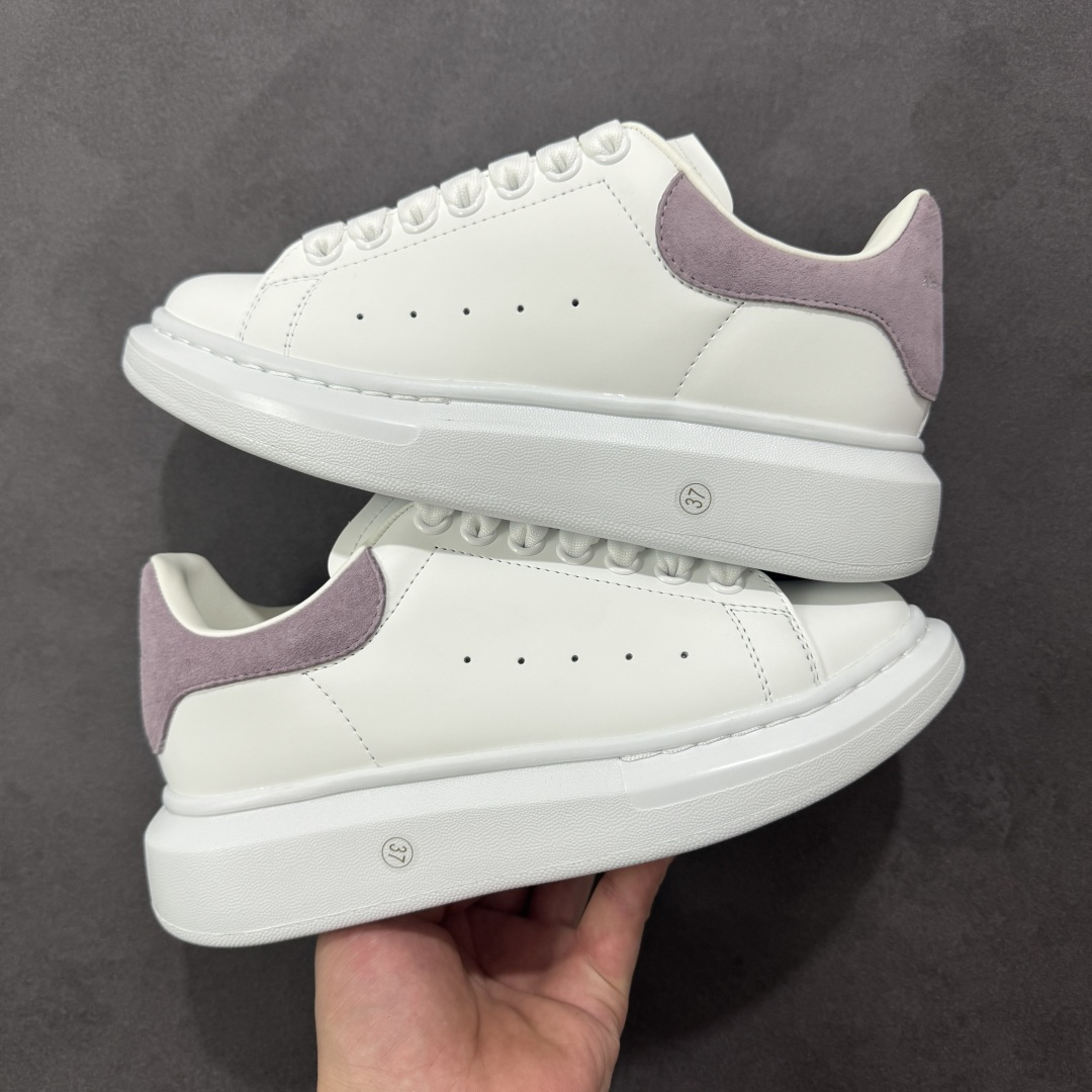 图片[5]-【BC版本】莞产出品 Alexander McQueen 亚历山大麦昆 Oversized Sneaker 原厂牛皮 外贸专供 原版购入开发 完美楦型 正确卡色 质感媲美原版 超高性价比 拒绝杀猪 注意此版本带半码 尺码：36 36.5 37 38 38.5 39 40 40.5 41 42 42.5 43 44 45-选品中心