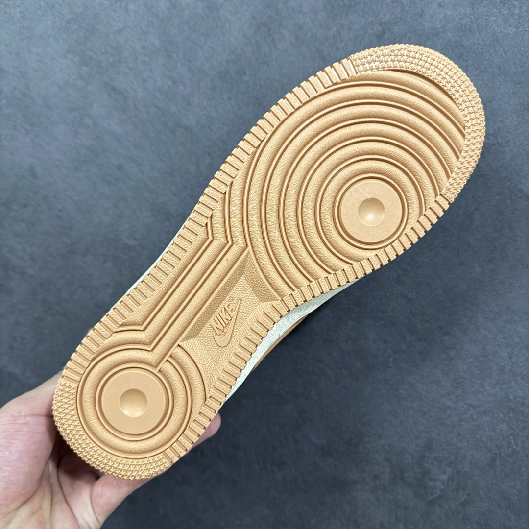 图片[9]-【定制版】NIke Air Force 1 \’07 Low “LV联名–暮蓝杏棕” 空军一号低帮 运动鞋 休闲鞋 折边针车 工艺难度大 原楦头原纸板 高端定制鞋盒 原厂鞋底 超高清洁度 细节完美 货号：NH0601-585 尺码：36 36.5 37.5 38 38.5 39 40 40.5 41 42 42.5 43 44 44.5 45 编码：HXSB310320-选品中心