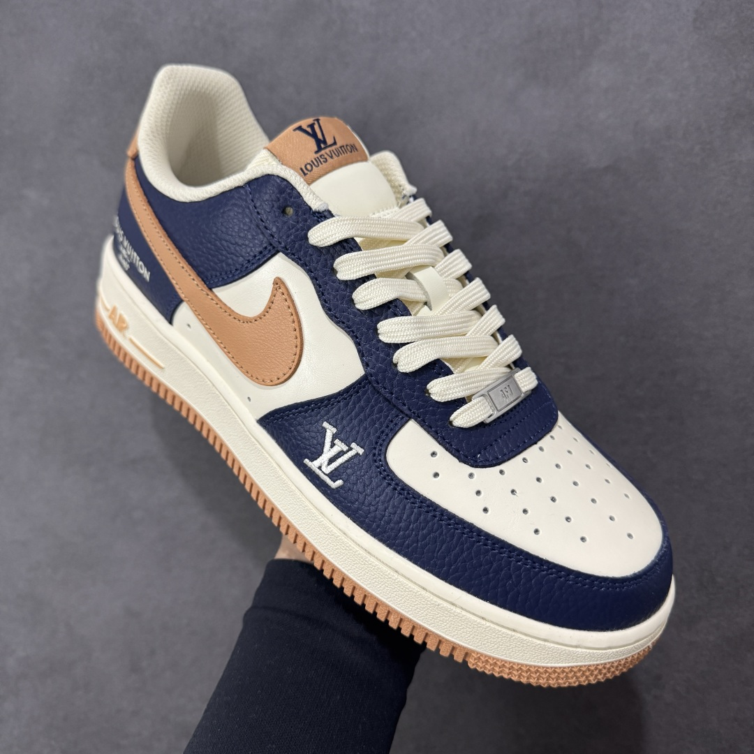 图片[3]-【定制版】NIke Air Force 1 \’07 Low “LV联名–暮蓝杏棕” 空军一号低帮 运动鞋 休闲鞋 折边针车 工艺难度大 原楦头原纸板 高端定制鞋盒 原厂鞋底 超高清洁度 细节完美 货号：NH0601-585 尺码：36 36.5 37.5 38 38.5 39 40 40.5 41 42 42.5 43 44 44.5 45 编码：HXSB310320-选品中心