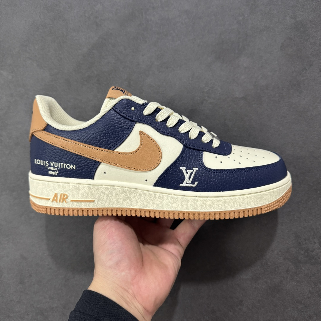 【定制版】NIke Air Force 1 \'07 Low “LV联名--暮蓝杏棕” 空军一号低帮 运动鞋 休闲鞋 折边针车 工艺难度大 原楦头原纸板 高端定制鞋盒 原厂鞋底 超高清洁度 细节完美 货号：NH0601-585 尺码：36 36.5 37.5 38 38.5 39 40 40.5 41 42 42.5 43 44 44.5 45 编码：HXSB310320-选品中心