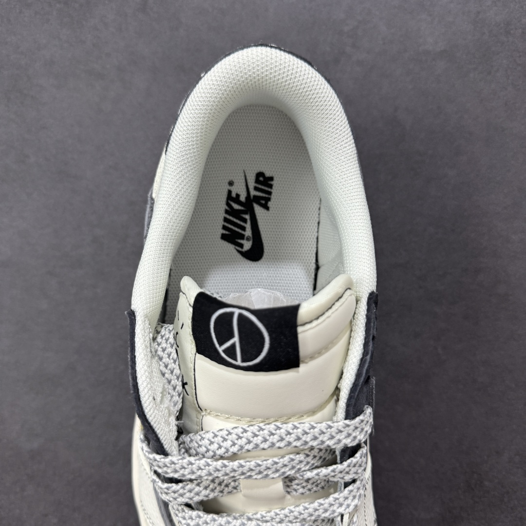 图片[7]-【定制版】Travis Scott x Jordan 1 Low “权志龙联名——雏菊米灰黑” 高端定制 乔丹倒勾低帮休闲板鞋 大厂纯原品质出货 纯正版型 定制鞋盒 皮料切割干净无任何毛边 细节完美 超高清洁度 货号：QW5088-208 尺码：36 36.5 37.5 38 38.5 39 40 40.5 41 42 42.5 43 44 44.5 45-选品中心