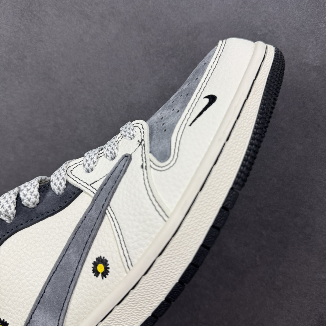 图片[5]-【定制版】Travis Scott x Jordan 1 Low “权志龙联名——雏菊米灰黑” 高端定制 乔丹倒勾低帮休闲板鞋 大厂纯原品质出货 纯正版型 定制鞋盒 皮料切割干净无任何毛边 细节完美 超高清洁度 货号：QW5088-208 尺码：36 36.5 37.5 38 38.5 39 40 40.5 41 42 42.5 43 44 44.5 45-选品中心