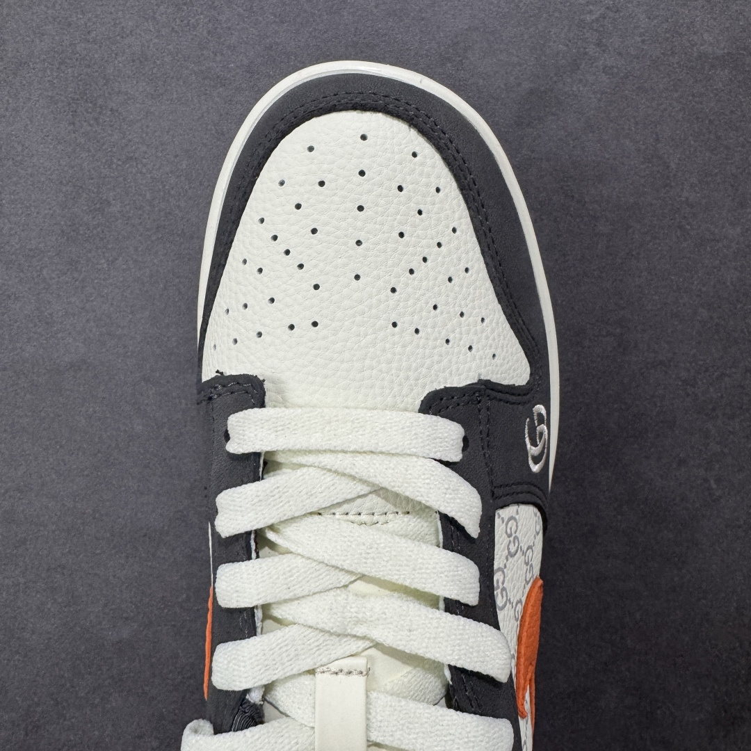 图片[8]-【定制版】Nike SB Dunk Low“GUCCI联名——白灰桔” 高端定制 低帮休闲板鞋 定制鞋盒 Ortholite鞋垫透气防臭 大厂纯原品质出货 超高清洁度 皮料切割干净无任何毛边 细节完美 货号：YF9511-923 尺码： 36 36.5 37.5 38 38.5 39 40 40.5 41 42 42.5 43 44 44.5 45-选品中心