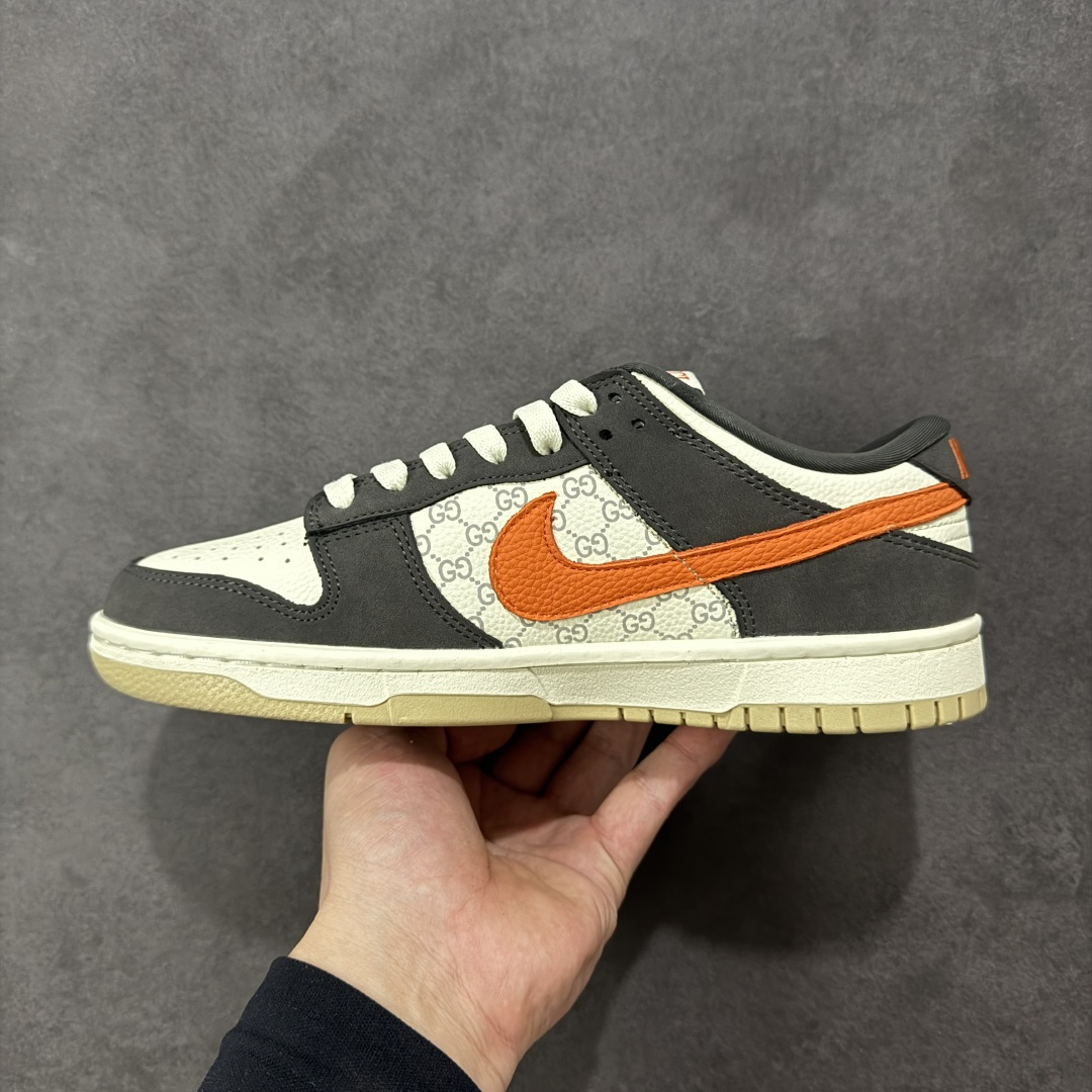 图片[2]-【定制版】Nike SB Dunk Low“GUCCI联名——白灰桔” 高端定制 低帮休闲板鞋 定制鞋盒 Ortholite鞋垫透气防臭 大厂纯原品质出货 超高清洁度 皮料切割干净无任何毛边 细节完美 货号：YF9511-923 尺码： 36 36.5 37.5 38 38.5 39 40 40.5 41 42 42.5 43 44 44.5 45-选品中心