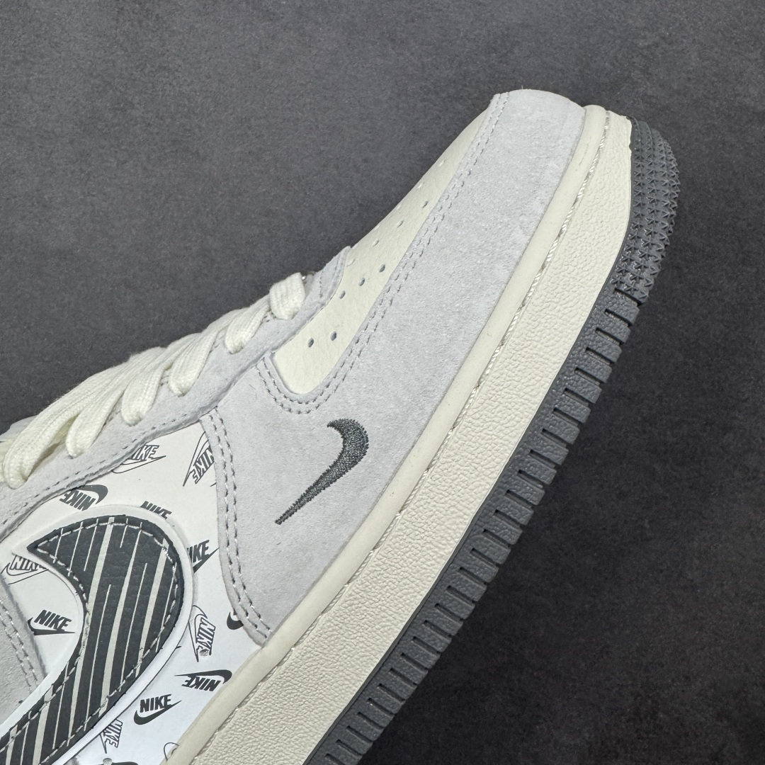图片[5]-【定制版】NIke Air Force 1 \’07 Low “NIKE-米灰猪八革”空军一号 低帮 运动鞋 休闲鞋 折边针车 工艺难度大 原楦头原纸板 原装鞋盒 定制五金配件 内置全掌气垫 原厂鞋底 货号：JP8028-071 尺码：36 36.5 37.5 38 38.5 39 40 40.5 41 42 42.5 43 44 44.5 45-选品中心