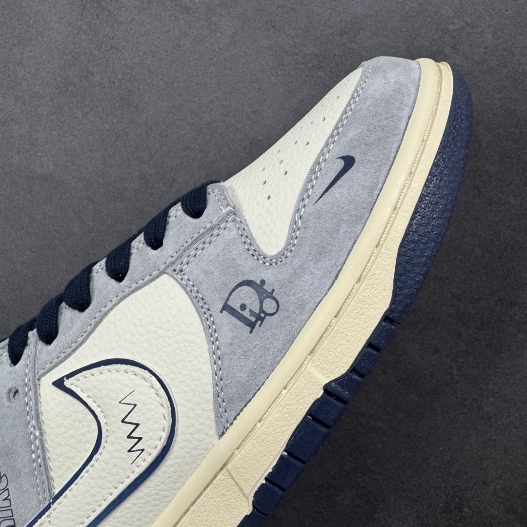 图片[5]-【定制版】Nike SB Dunk Low“ 迪奥联名—雾霾蓝” 周年高端定制 低帮休闲板鞋 定制鞋盒 大厂纯原品质出货 超高清洁度 皮料切割干净无任何毛边 细节完美 货号：DN3168-014 尺码： 36 36.5 37.5 38 38.5 39 40 40.5 41 42 42.5 43 44 44.5 45-选品中心