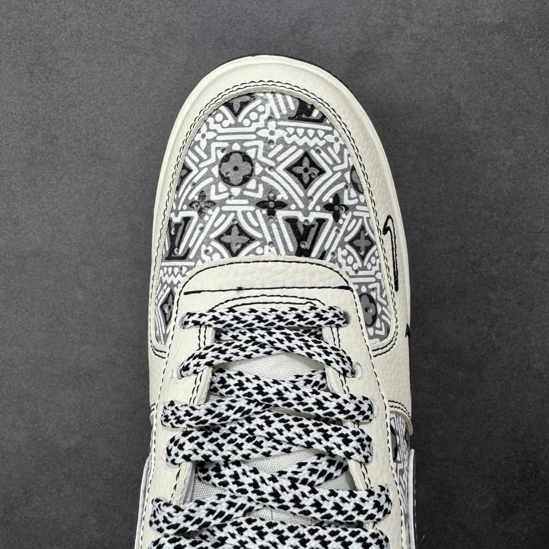 图片[7]-【定制版】AF1×LV这波“艺术奢潮”，直接把高级感踩在脚面！奶白底色裹满几何老花肌理，双勾+LV标识叠满奢华buff 是空军一号的松弛脚感，更是能上脚的艺术级奢牌单品 货号SY1388-016 尺码：36 36.5 37.5 38 38.5 39 40 40.5 41 42 42.5 43 44 44.5 45 编码：HXSA310320-选品中心