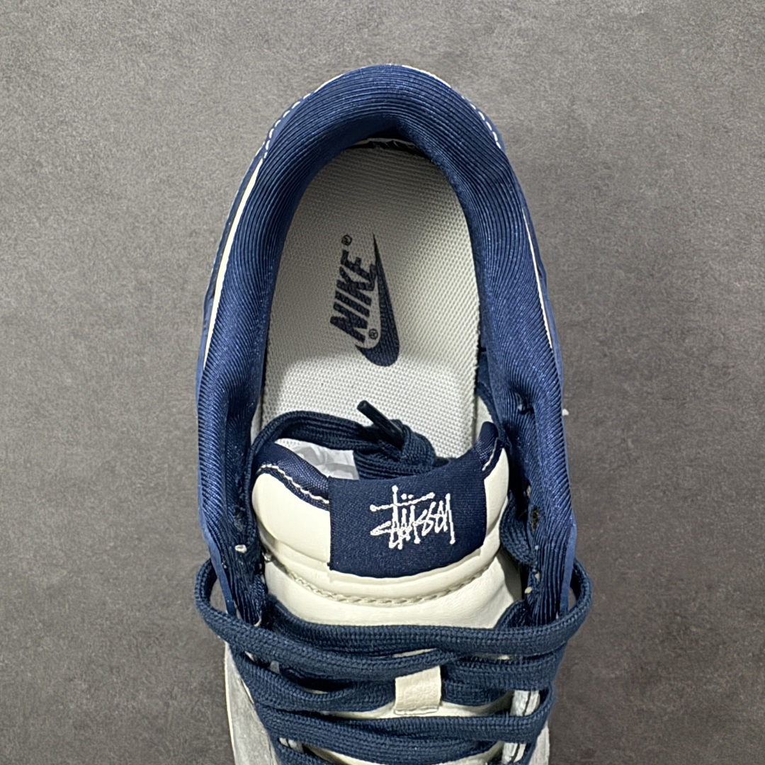 图片[7]-【定制版】Stussy x Nk Dunk Low 定制配色 斯图西联名 复古低帮休闲百搭板鞋 公司级版本 定制鞋盒 大厂流水生产 超高清洁度 皮料切割干净无任何毛边 橡胶大底 防滑耐磨 舒适上脚 货号：XD1588-243  尺码：36 36.5 37.5 38 38.5 39 40 40.5 41 42 42.5 43 44 44.5 45-选品中心