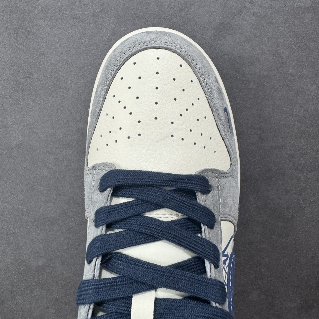 图片[8]-【定制版】Stussy x Nk Dunk Low 定制配色 斯图西联名 复古低帮休闲百搭板鞋 公司级版本 定制鞋盒 大厂流水生产 超高清洁度 皮料切割干净无任何毛边 橡胶大底 防滑耐磨 舒适上脚 货号：XD1588-243  尺码：36 36.5 37.5 38 38.5 39 40 40.5 41 42 42.5 43 44 44.5 45-选品中心