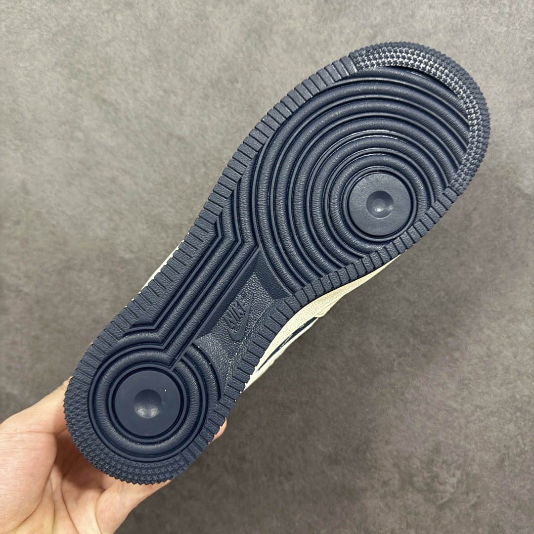 图片[9]-【定制版】NIKE AIR FORCE 1\’07 LV8 联名款空军一号低帮休闲板鞋 原楦头原纸板 打造纯正空军版型专注外贸渠道 全掌内置蜂窝气垫 原盒配件 原厂中底钢印、拉帮完美 货号：XS1958-628 尺码：36-45-选品中心