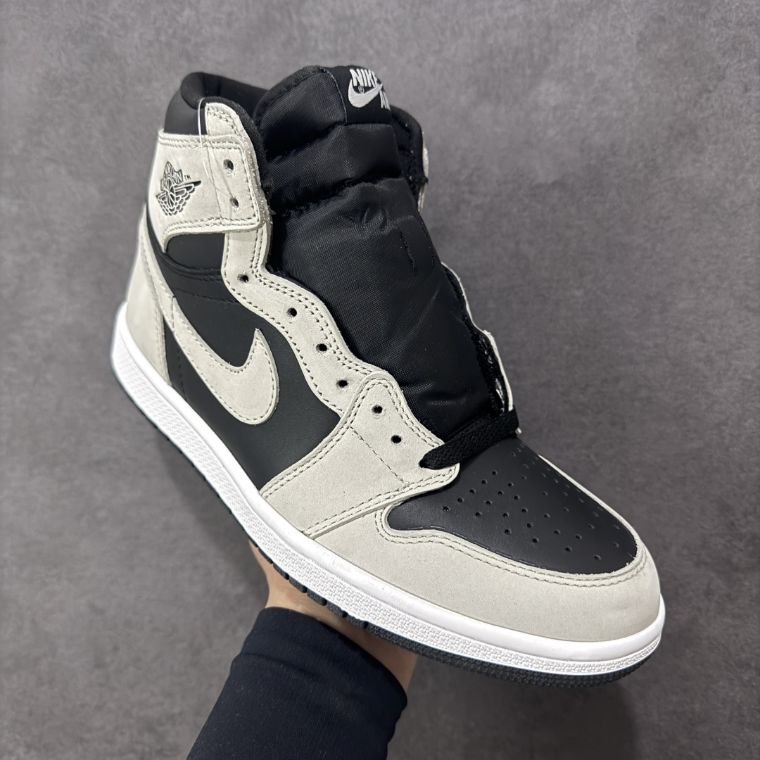 图片[3]-【公司级头层版】Air Jordan 1 High OG 高帮 AJ1 乔丹1代 aj1 乔1 高邦 金人吊牌 乔丹篮球鞋系列555088-035 采用正确头层皮组合荔枝纹头层皮革鞋面材质 中底注胶孔及缜密中底拉帮工艺 内置气垫及耐磨橡胶大底 尺码：36-47带半码-选品中心