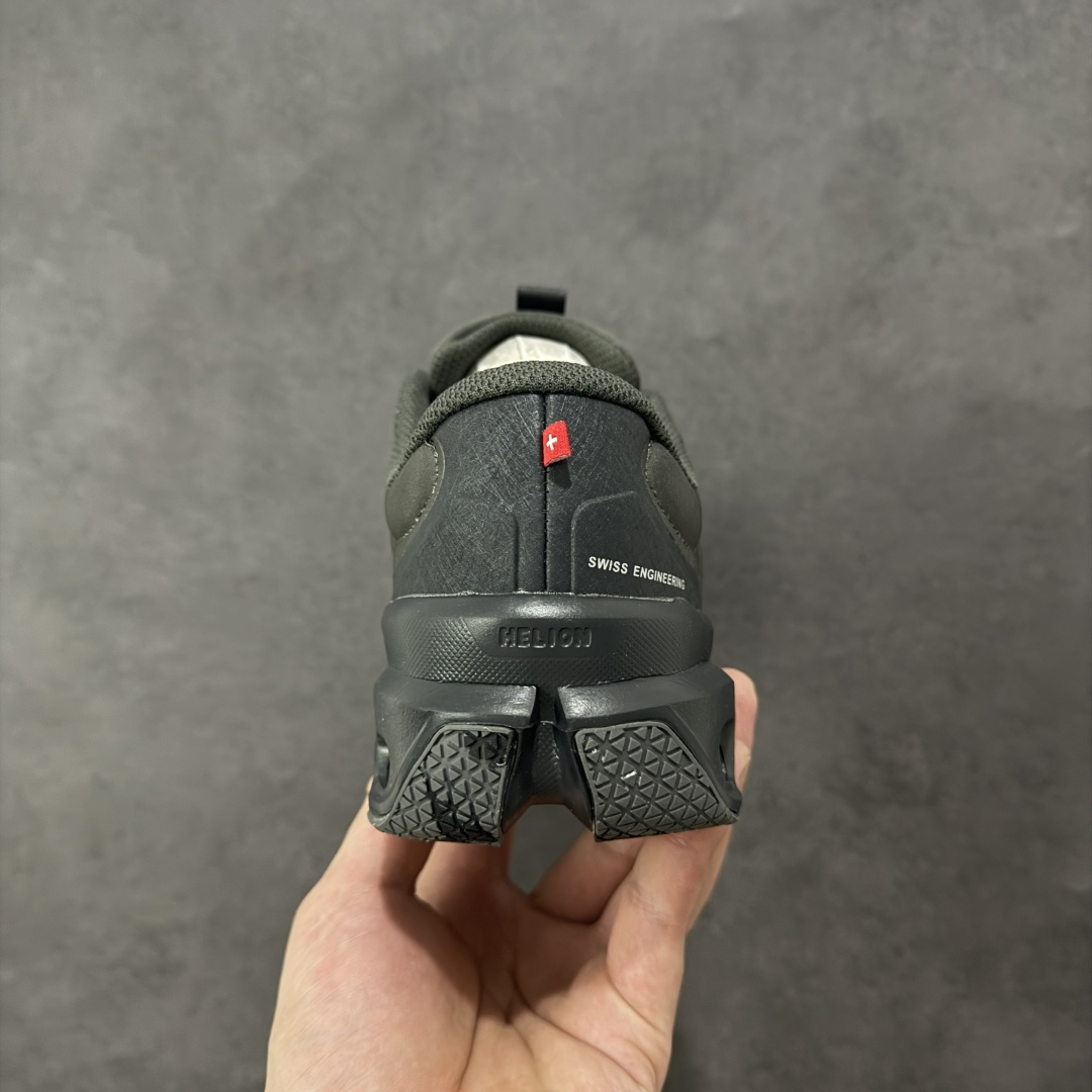 图片[4]-【PE版本】On昂跑 x LOEW罗意威2.0 Cloudtilt 舒适轻盈低帮跑步鞋 整身鞋面是一体的，包裹感很强，配合弹力鞋带，穿脱方便快捷。鞋底镂空设计，与爱步相同，脚感舒适。但不是立马就能感受的软，要走一段时间才有回馈。鞋型很秀气，日常穿着还是很合适的一款！ 货号：M929282X36 尺码：36-47-选品中心