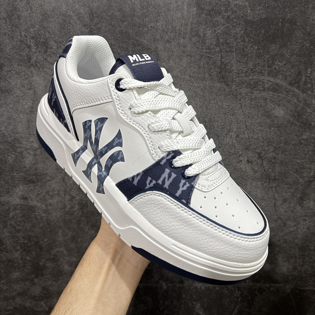 图片[3]-【纯原订单】MLB Chunky Liner Basic NY复古印花学长鞋系列低帮轻量增高厚底百搭休闲运动慢跑鞋板鞋 Korea韩国联名NY美国榄球纽约洋基队限定 市场第一梯队品质 韩国代购版本 MLB专用菱形双针中底布 重点细节中底布带注胶孔 原厂NFC感应吊牌 支持鉴定 一个两位数 原盒原标 全套原楦原纸板原厂数据开发 中韩文保养标贴 绿色防霉片 平台代购专供 独家一比一RB+MD组合大底 高频后跟小人Logo精准对位立体饱满 正确网布加超迁鞋面 转印中底走线紧密 转印Logo工艺表层防刮不掉色 尺码：36 36.5 37.5 38 38.5 39 40 40.5 41 42 42.5 43 44 44.5 45-选品中心